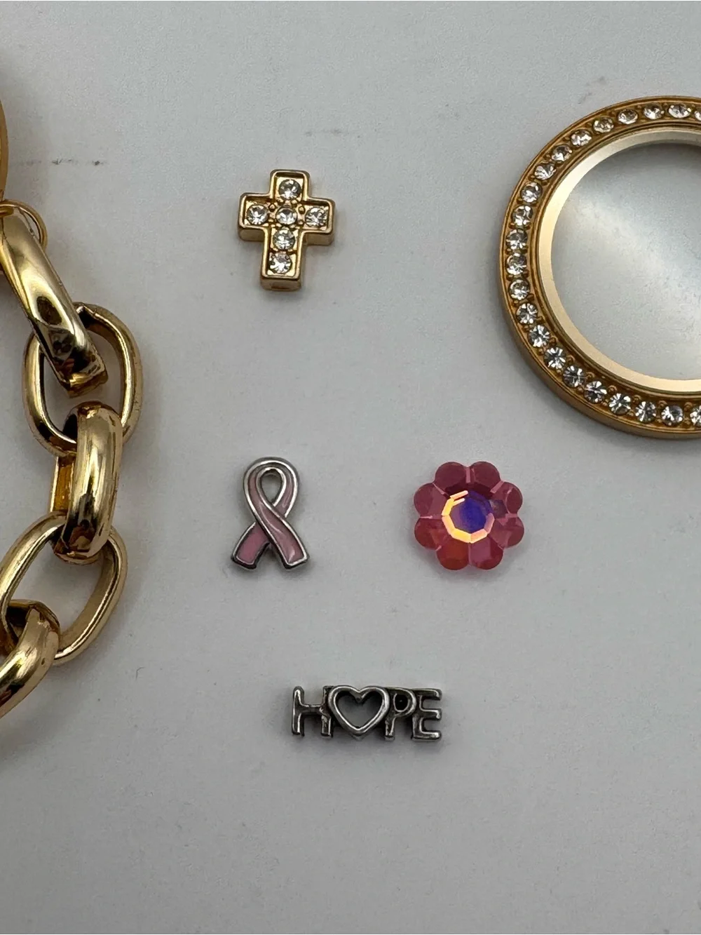 ORIGAMI OWL™️ Gold-Tone Floating Locket Bracelet W/ Charms